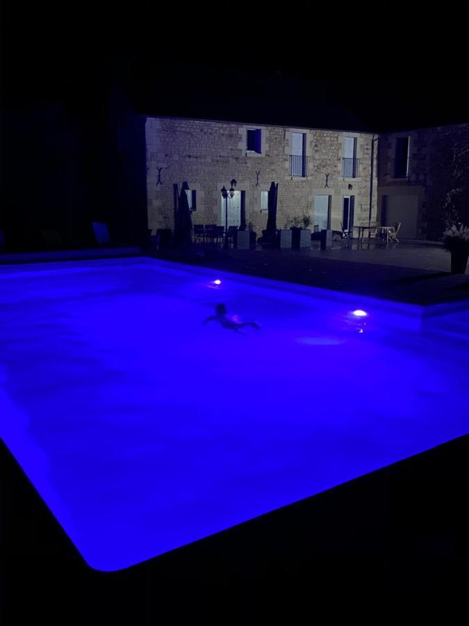 Loveyou Villalunoterie Futuroscope Piscine Spa 4Pers Oyre Exteriör bild