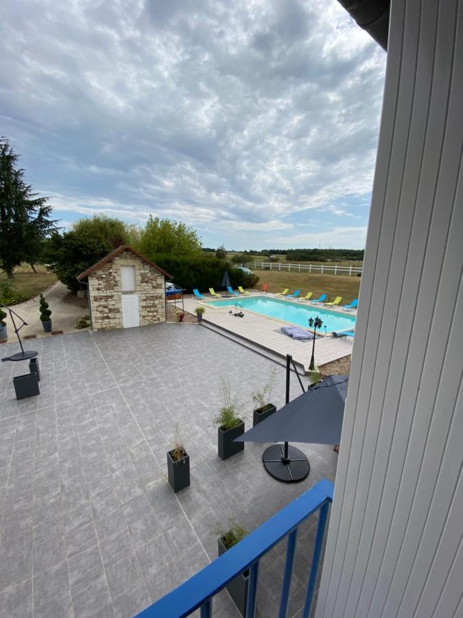 Loveyou Villalunoterie Futuroscope Piscine Spa 4Pers Oyre Exteriör bild