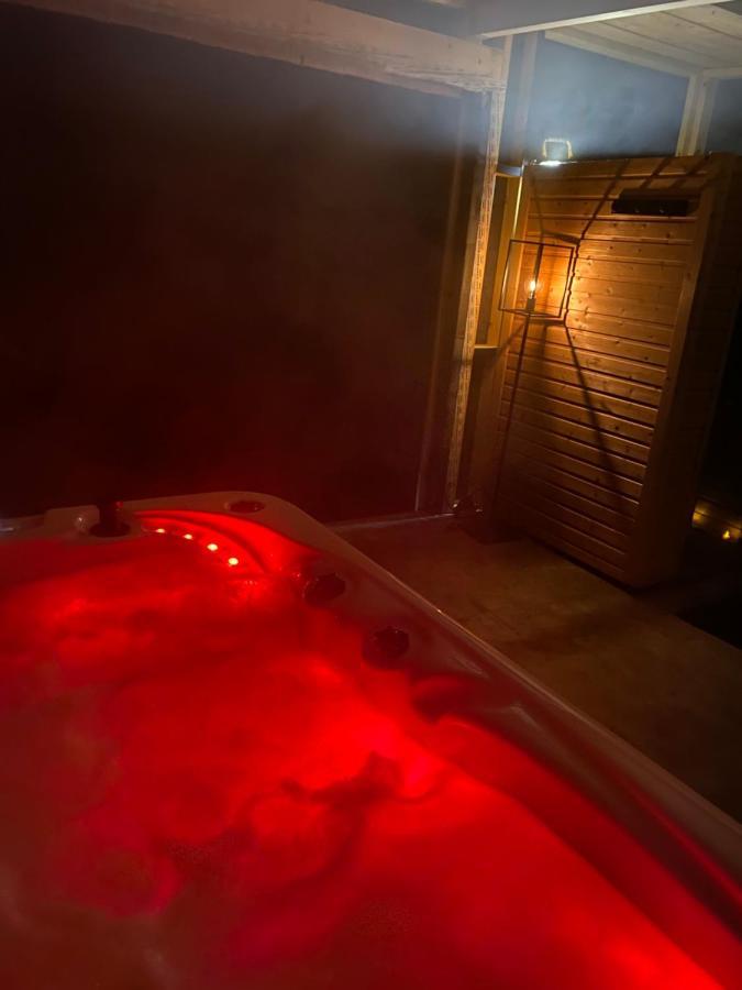 Loveyou Villalunoterie Futuroscope Piscine Spa 4Pers Oyre Exteriör bild